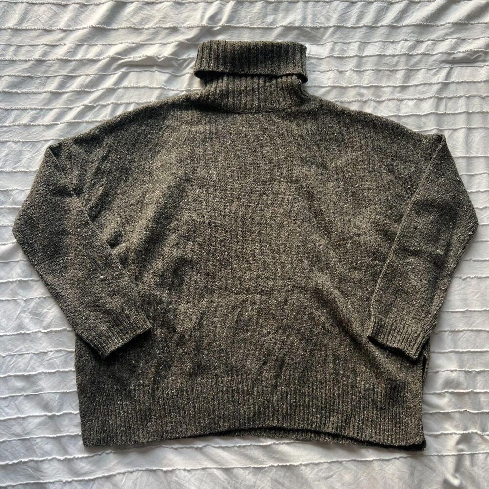 Vince Women's Grey Jumper